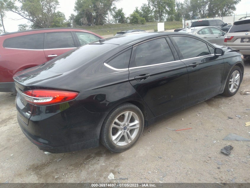 VIN 3FA6P0HD7JR272940 2018 FORD FUSION SE