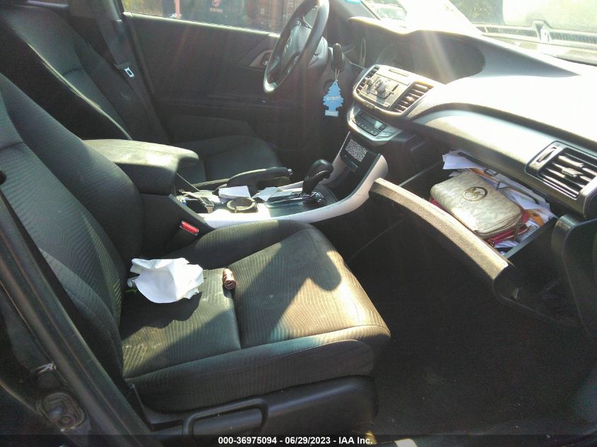 2015 HONDA ACCORD SEDAN LX - 1HGCR2F33FA195242