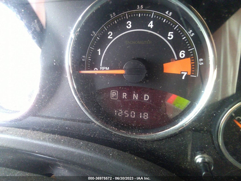 VIN 1C4NJDEB0HD205276 2017 JEEP COMPASS LATITUDE