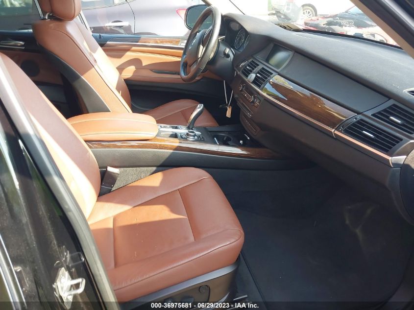 2013 BMW X5 XDRIVE35I - 5UXZV4C56D0G54080
