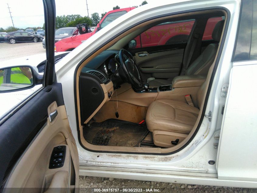 2014 CHRYSLER 300 - 2C3CCAAG4EH305840