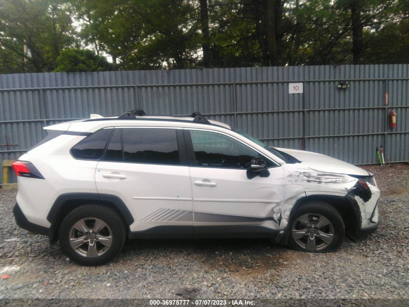 2022 TOYOTA RAV4 XLE/XLE PREMIUM - 2T3W1RFV8NW221640
