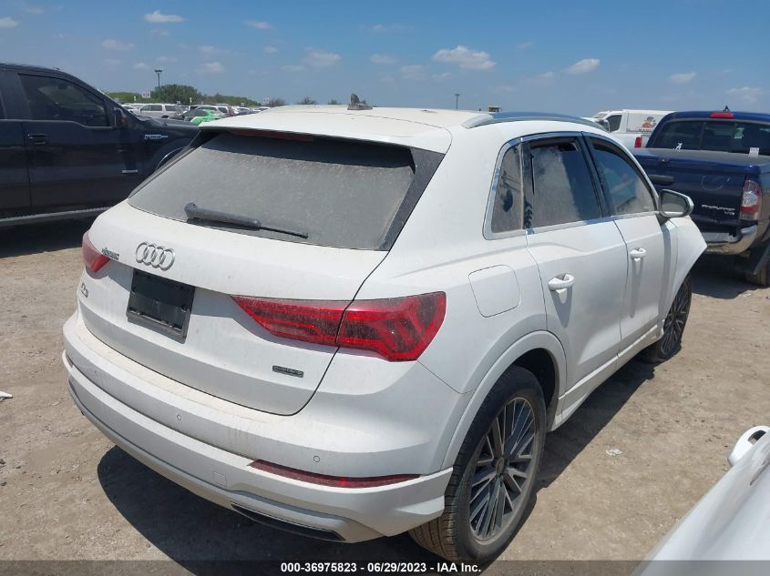 WA1AUCF3XM1152826 Audi Q3 PREMIUM 4