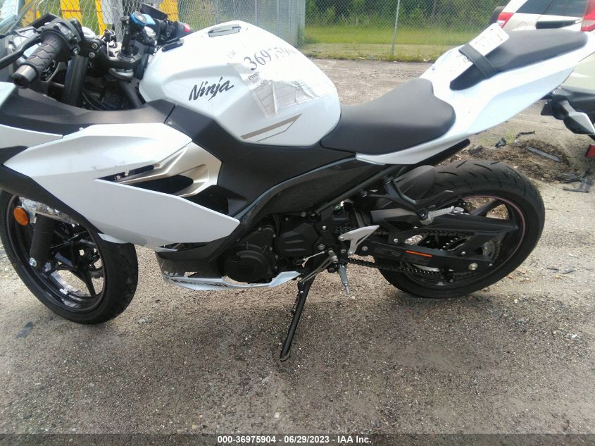2023 KAWASAKI EX400 JKAEXKH1XPDAN9650