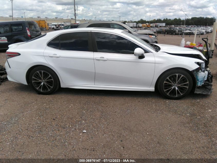 2018 TOYOTA CAMRY LE/SE/XLE/L - 4T1B11HK6JU580894