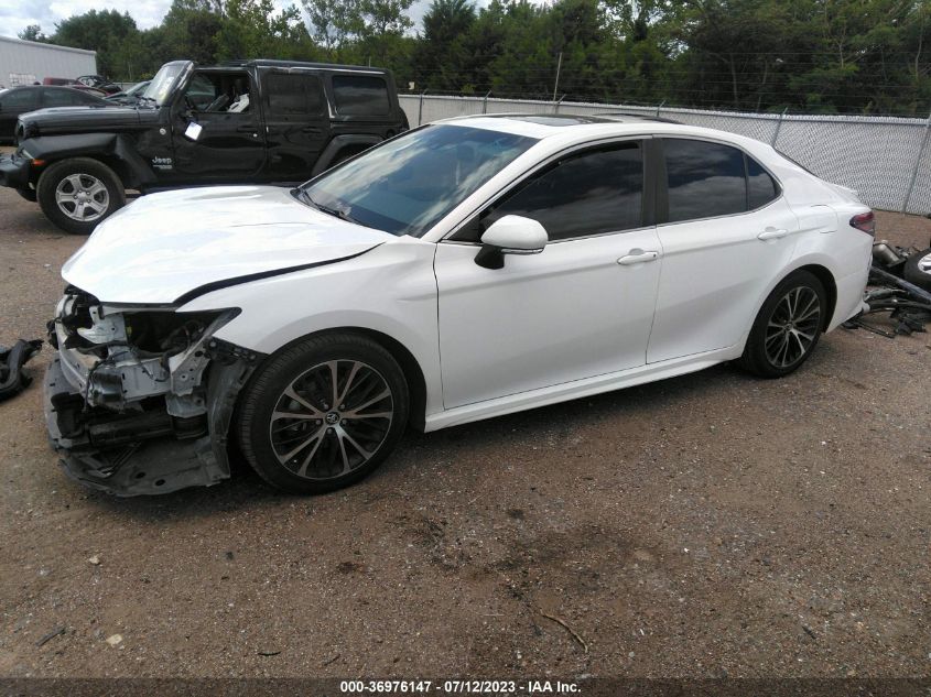 2018 TOYOTA CAMRY LE/SE/XLE/L - 4T1B11HK6JU580894