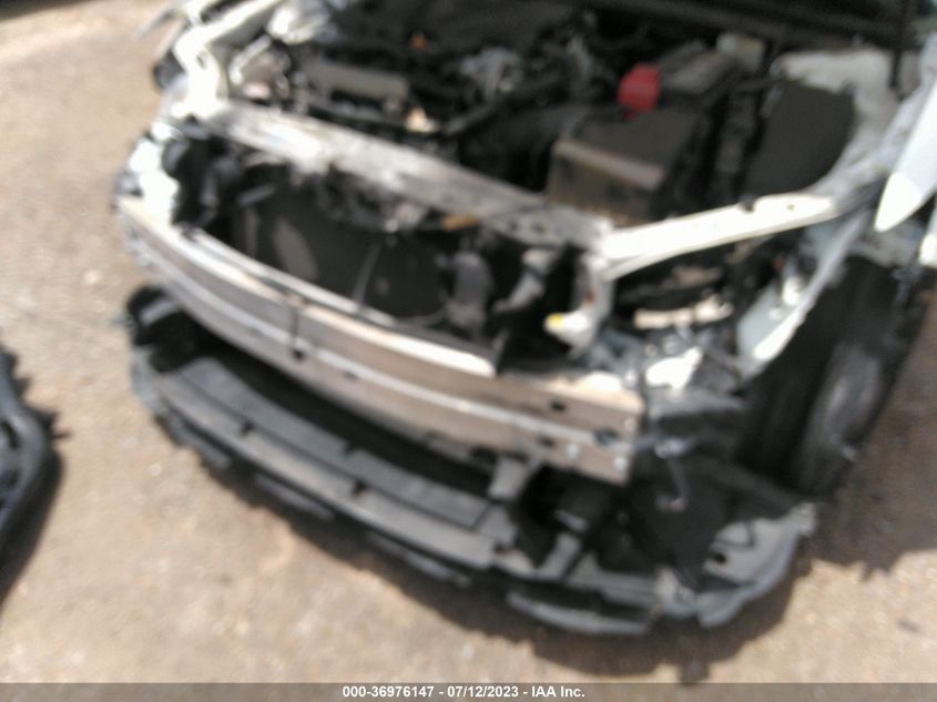 2018 TOYOTA CAMRY LE/SE/XLE/L - 4T1B11HK6JU580894