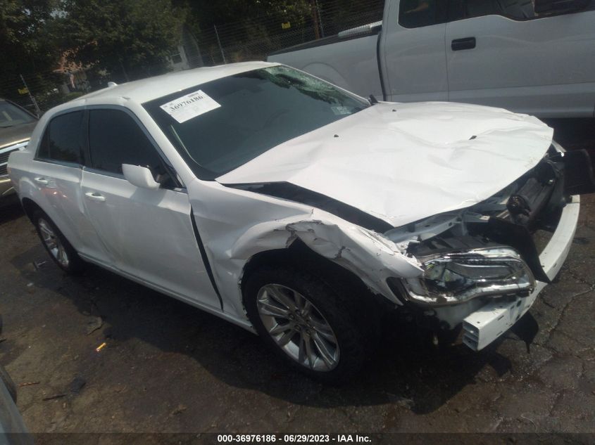 2018 CHRYSLER 300 TOURING - 2C3CCAAG4JH320493