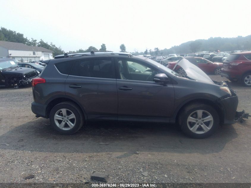 2013 TOYOTA RAV4 XLE - JTMRFREV7D5005557