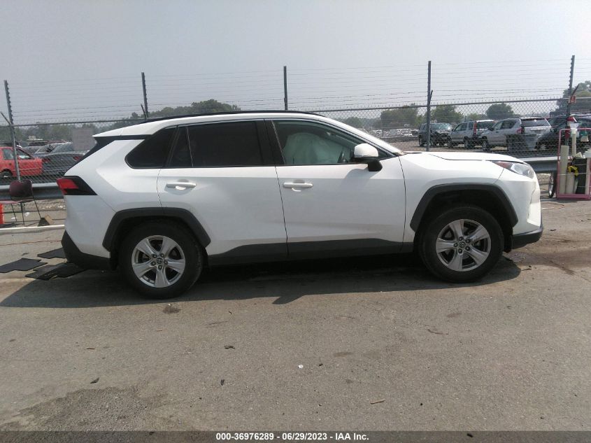 2019 TOYOTA RAV4 XLE - JTMW1RFV6KD016679