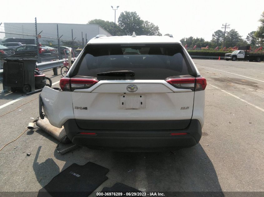 2019 TOYOTA RAV4 XLE - JTMW1RFV6KD016679