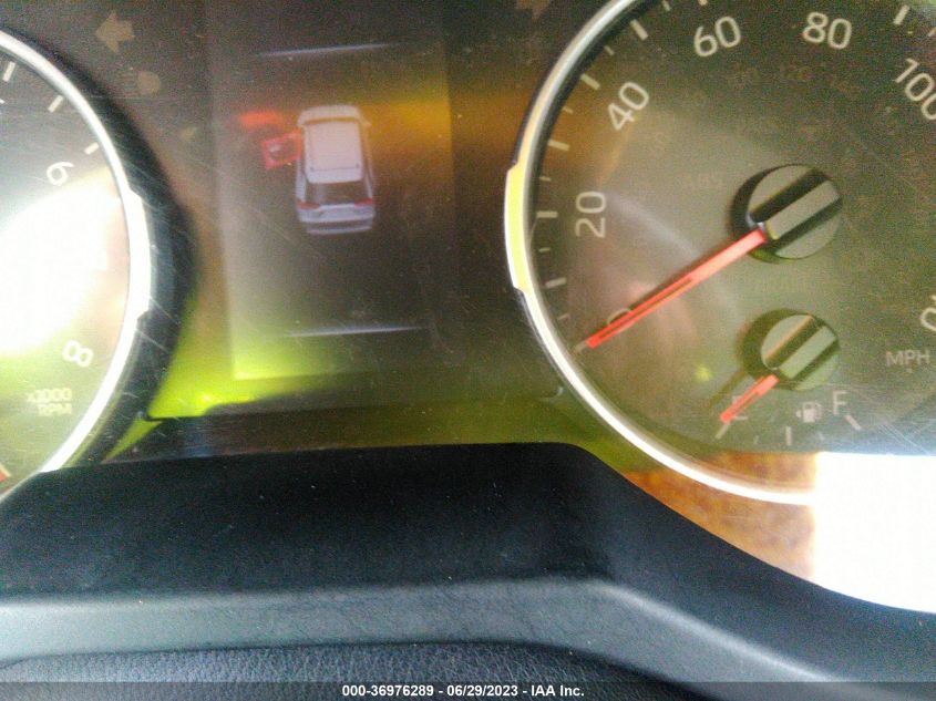 2019 TOYOTA RAV4 XLE - JTMW1RFV6KD016679