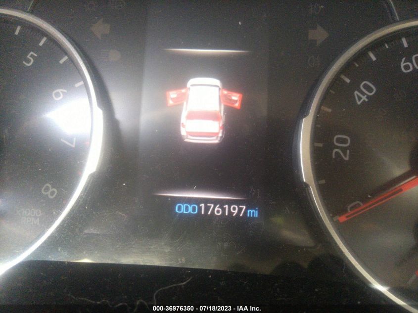 2019 TOYOTA RAV4 LE - JTMG1RFVXKD514808