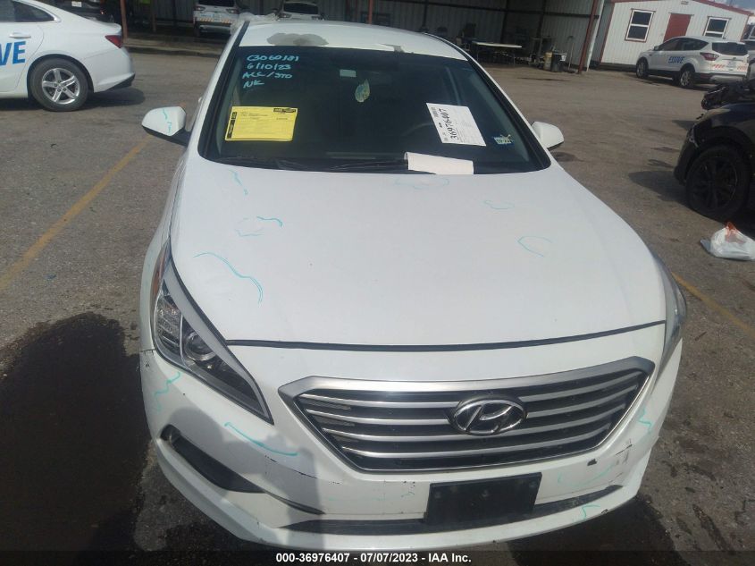 2016 HYUNDAI SONATA 2.4L SE - 5NPE24AFXGH373604