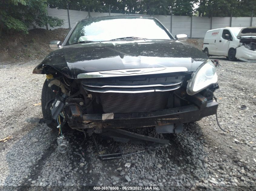 2013 CHRYSLER 200 LIMITED - 1C3CCBCG5DN621045
