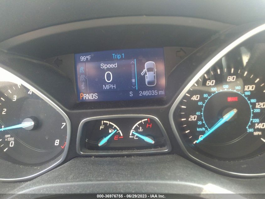 2015 FORD ESCAPE SE - 1FMCU0GX9FUB96781