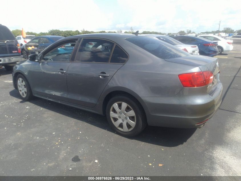 2014 VOLKSWAGEN JETTA SEDAN SE - 3VWD07AJ9EM317861