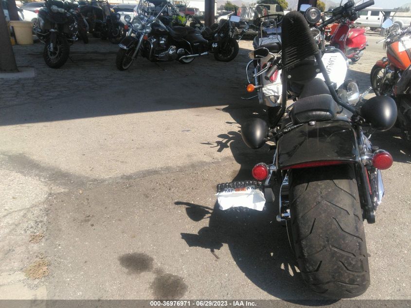 2017 HARLEY-DAVIDSON FXSB BREAKOUT - 1HD1BFV33HB014901