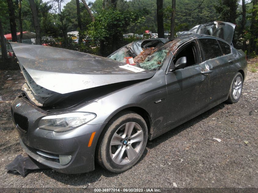 2013 BMW 5 SERIES 528I - WBAXG5C58DD231156