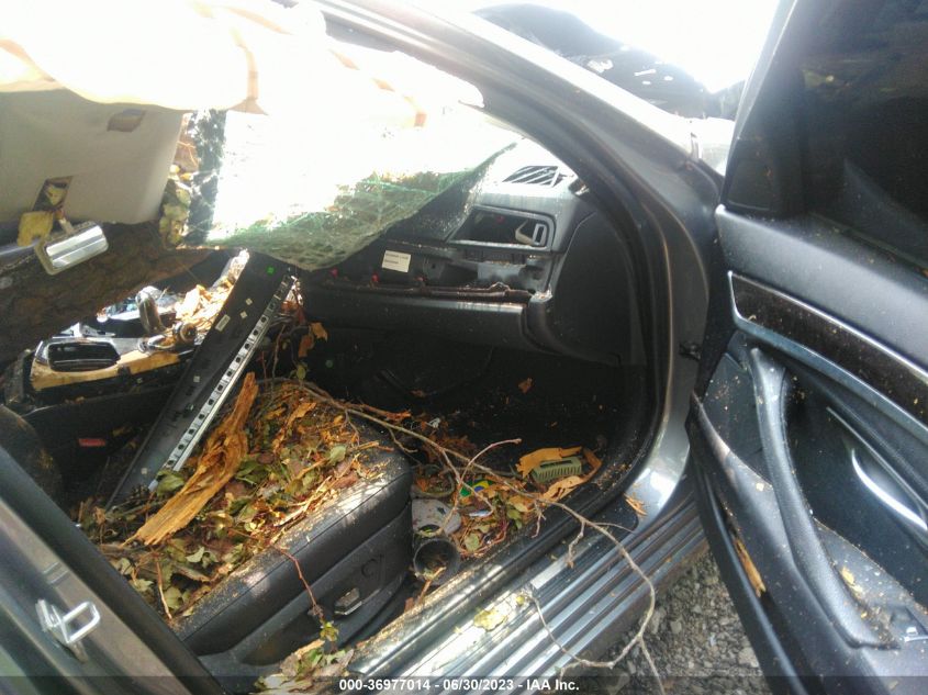 2013 BMW 5 SERIES 528I - WBAXG5C58DD231156