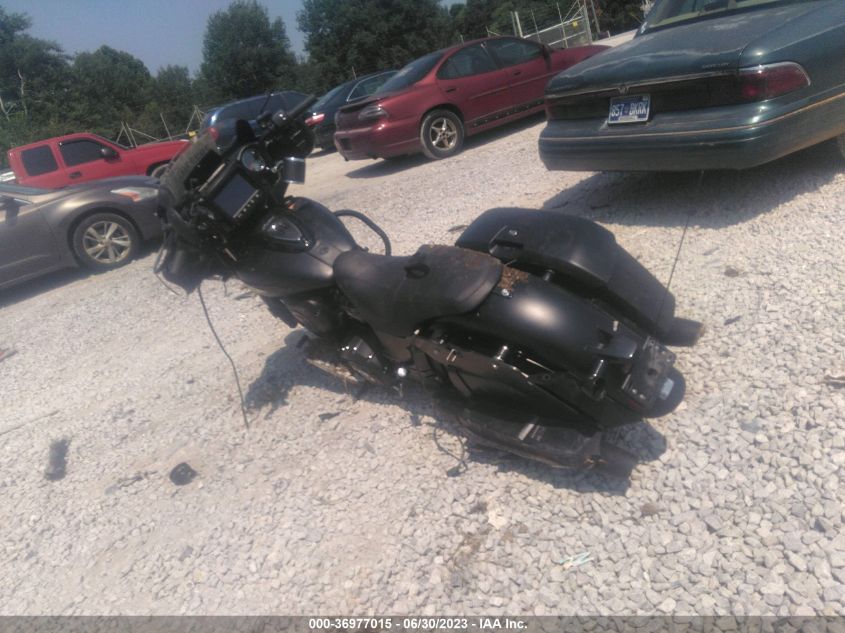 2019 INDIAN MOTORCYCLE CO. CHIEFTAIN DARK HORSE - 56KTCDAA1K3381761