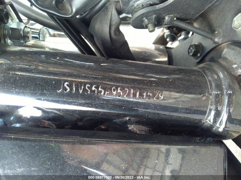 2005 SUZUKI C50 JS1VS55A952113529