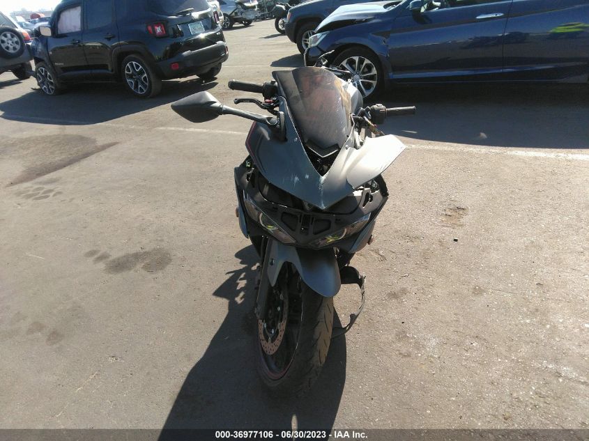 2016 YAMAHA YZFR3 MH3RH06Y6GK010450