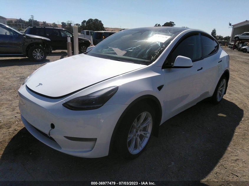 VIN 7SAYGDEE1PF742755 2023 TESLA MODEL Y LONG RANGE