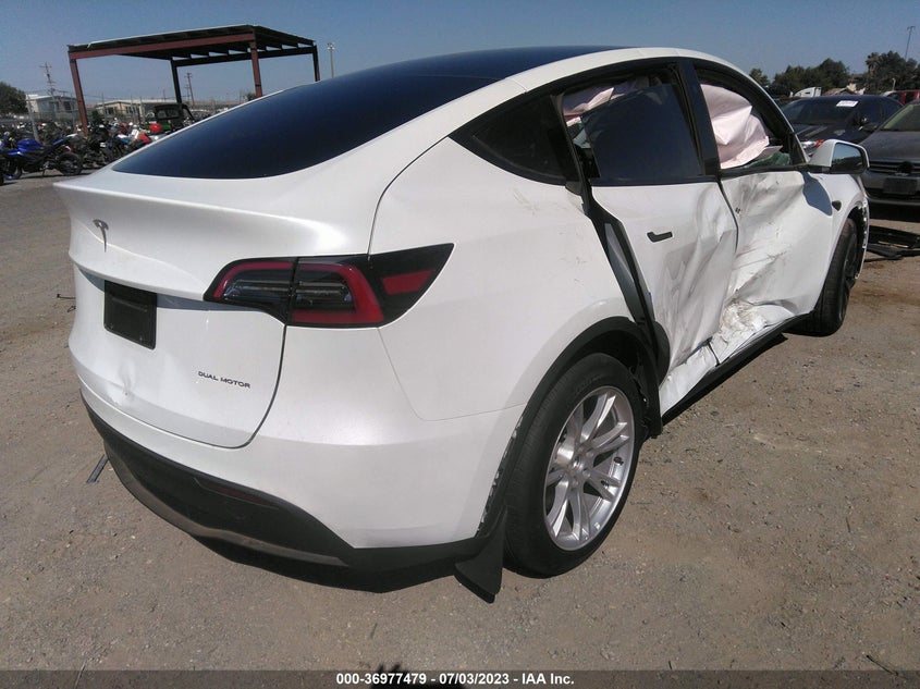 VIN 7SAYGDEE1PF742755 2023 TESLA MODEL Y LONG RANGE
