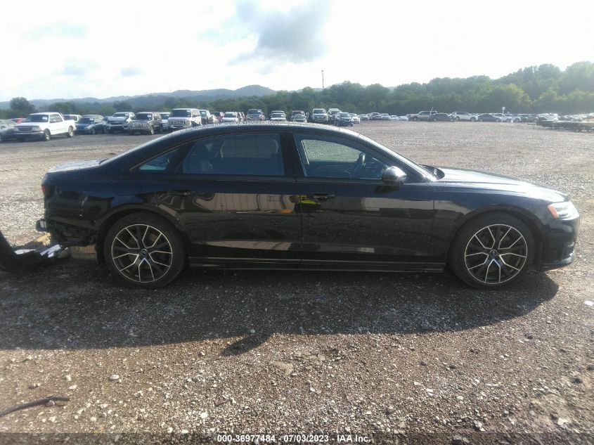 2020 AUDI A8 L WAU8EAF86LN004226
