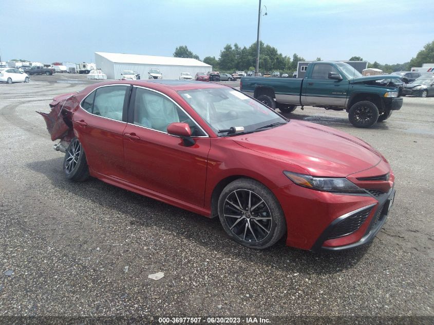 2022 TOYOTA CAMRY SE - 4T1T11BK5NU053853