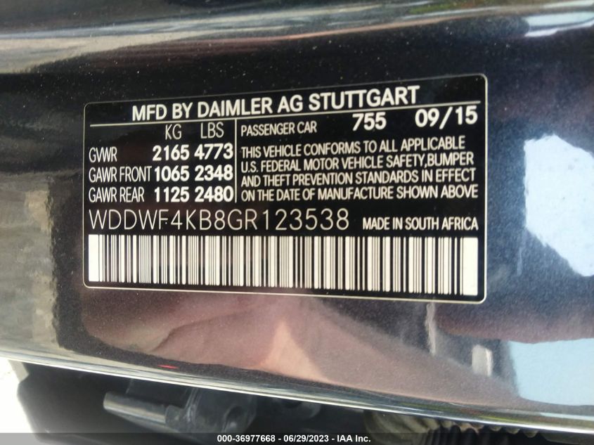 2016 MERCEDES-BENZ C-CLASS C 300 - WDDWF4KB8GR123538