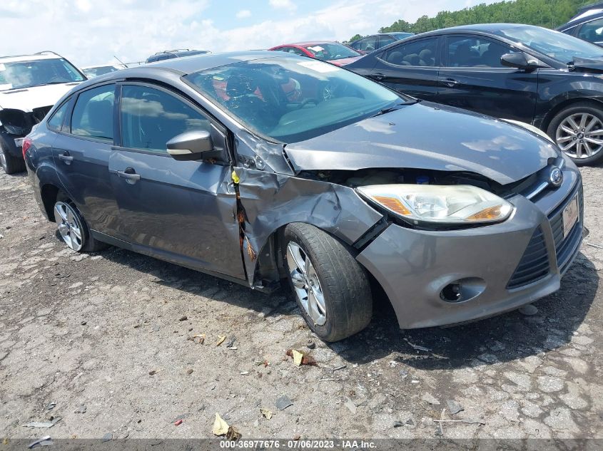 2014 FORD FOCUS SE - 1FADP3F23EL111077