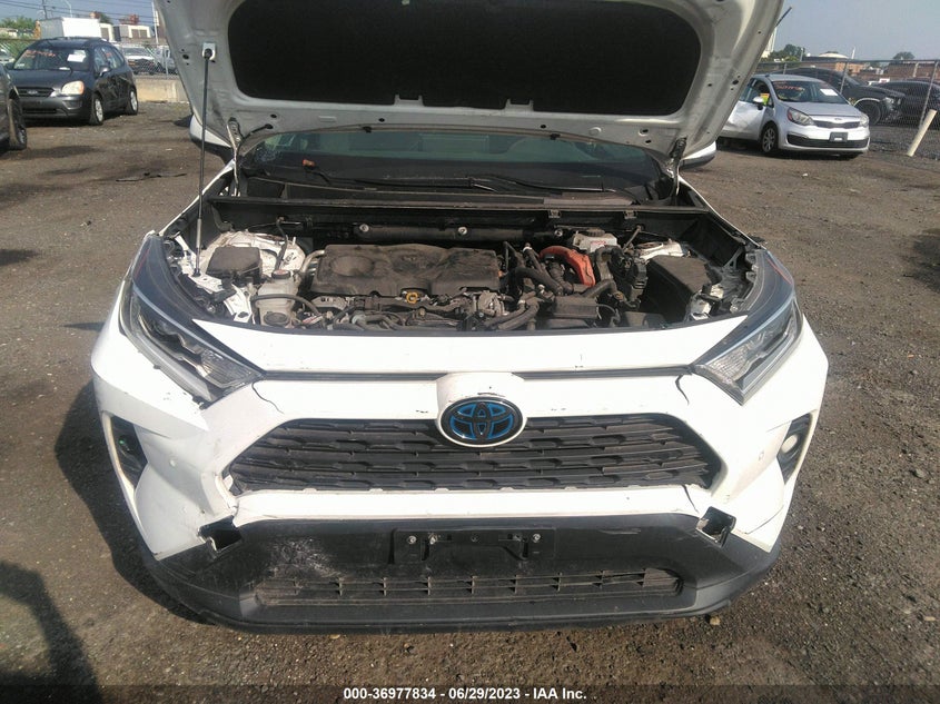 VIN JTMRWRFV4KD034810 2019 TOYOTA RAV4 HYBRID XLE