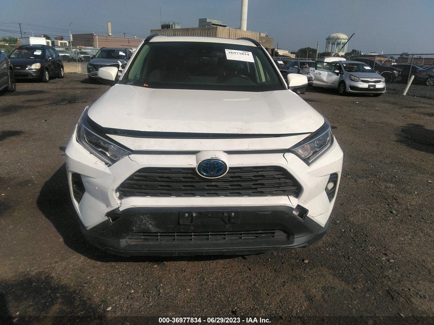 VIN JTMRWRFV4KD034810 2019 TOYOTA RAV4 HYBRID XLE