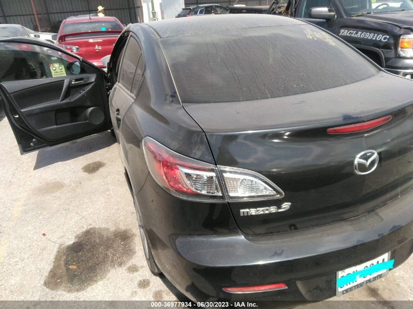 2013 MAZDA MAZDA3 I SV - JM1BL1TF2D1825527