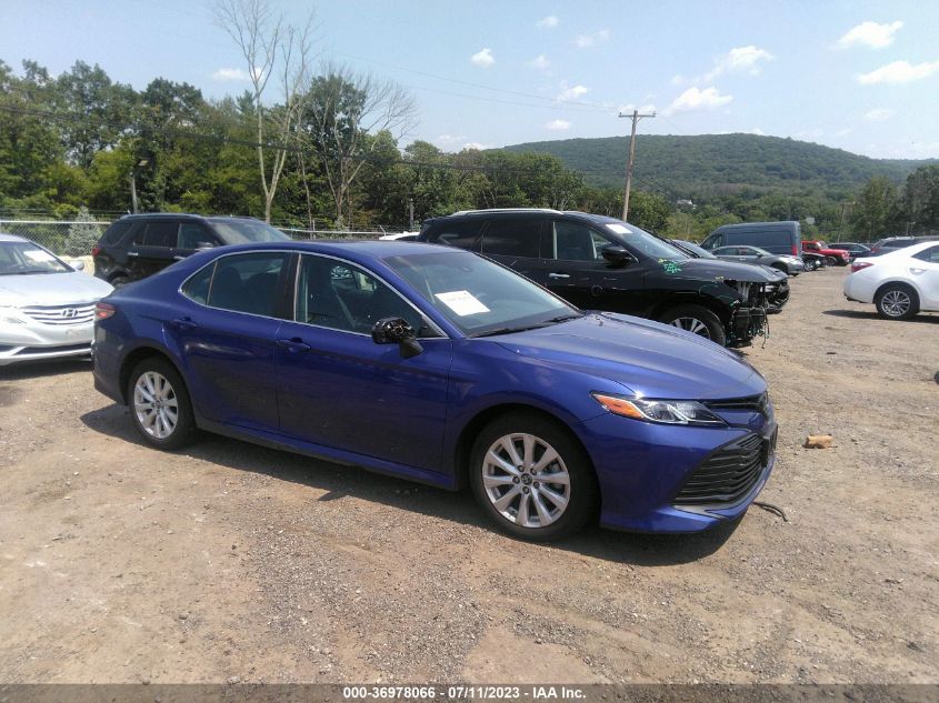 2018 TOYOTA CAMRY LE/SE/XLE/L - 4T1B11HK7JU673021