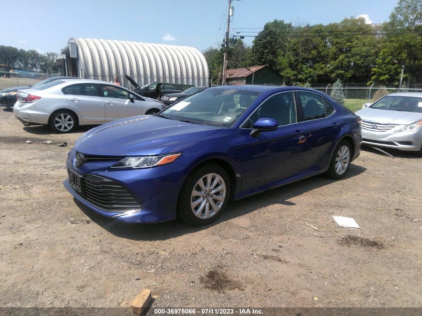 2018 TOYOTA CAMRY LE/SE/XLE/L - 4T1B11HK7JU673021