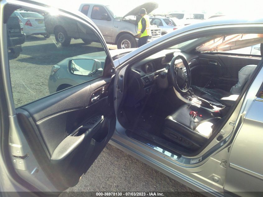 2016 HONDA ACCORD SEDAN TOURING - 1HGCR3F96GA018647