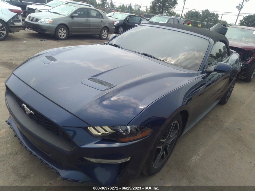 VIN 1FATP8UH8J5117939 2018 FORD MUSTANG ECOBOOST