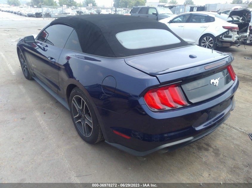VIN 1FATP8UH8J5117939 2018 FORD MUSTANG ECOBOOST