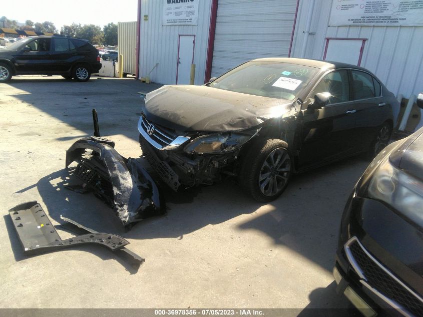2015 HONDA ACCORD SEDAN SPORT - 1HGCR2F53FA119831