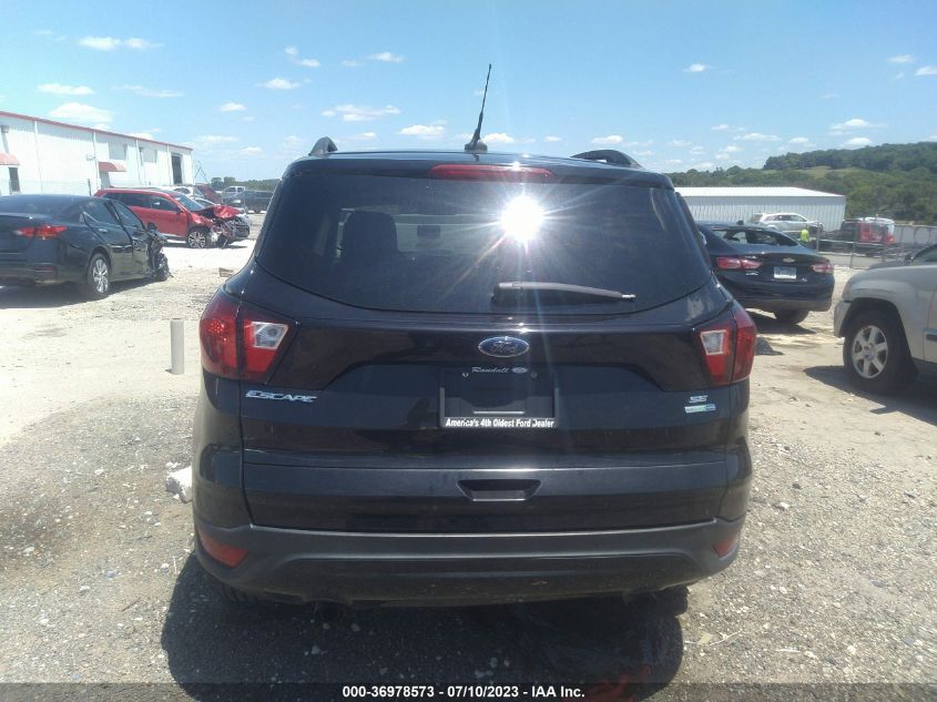 2019 FORD ESCAPE SE - 1FMCU9GD0KUB29698