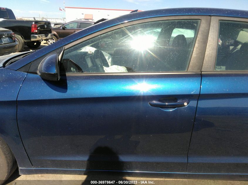 2017 HYUNDAI ELANTRA SE - 5NPD84LF2HH089084