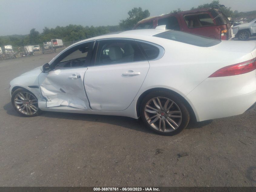 2016 JAGUAR XF 35T PRESTIGE - SAJBE4BV0GCY02620
