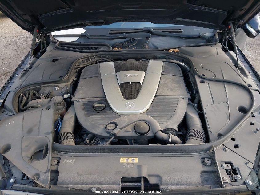 2015 MERCEDES-BENZ S-CLASS S 600 - WDDUG7GB1FA095996