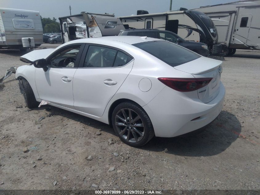 2018 MAZDA MAZDA3 4-DOOR GRAND TOURING - 3MZBN1W31JM171725