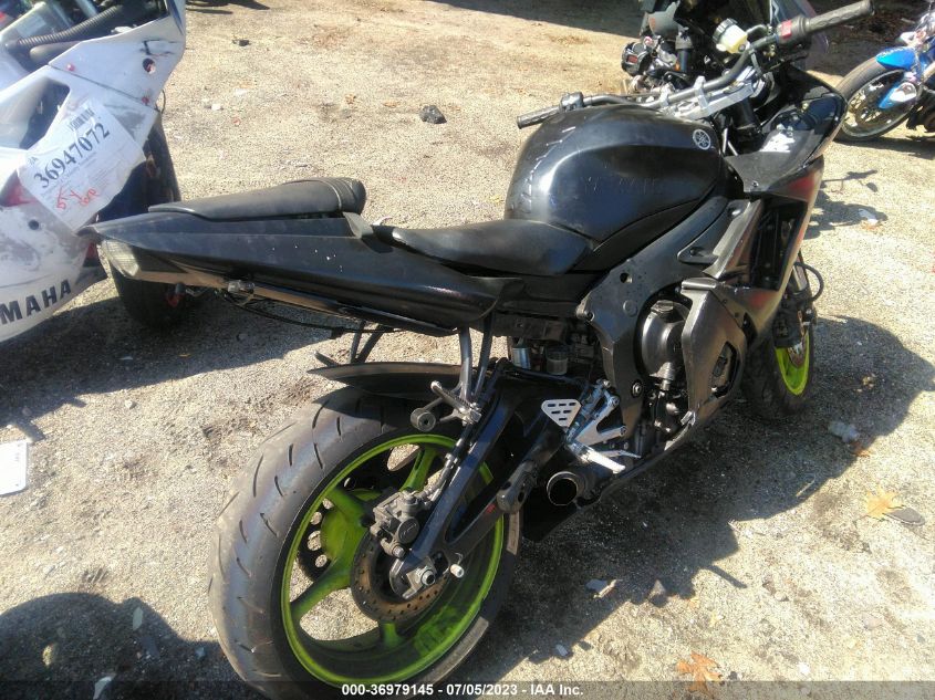 2005 YAMAHA YZFR6 L JYARJ06E25A025244