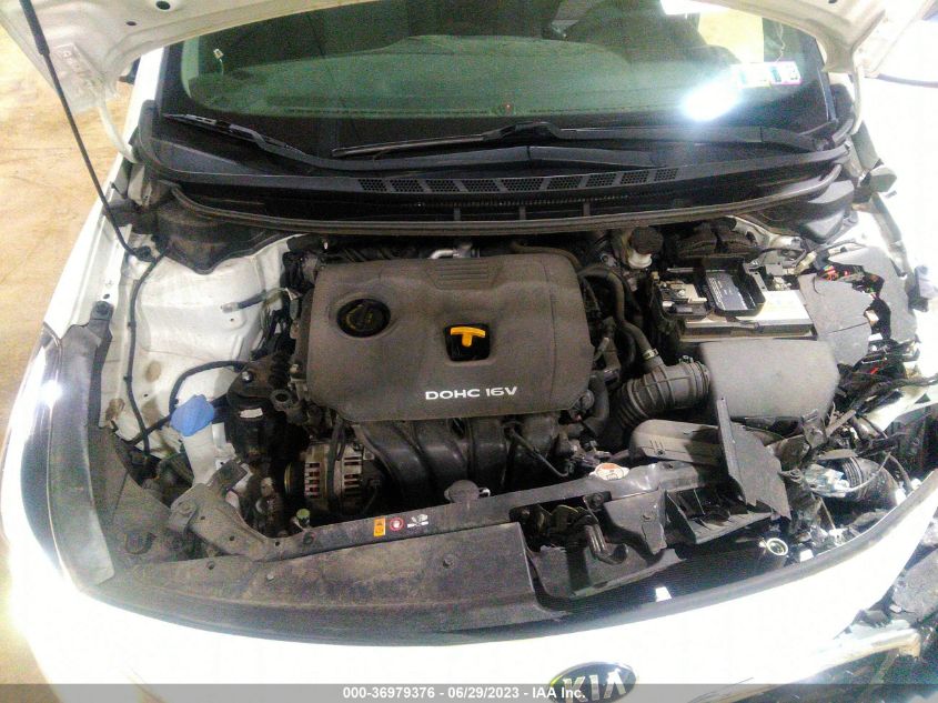 2018 KIA FORTE LX - 3KPFL4A7XJE211381