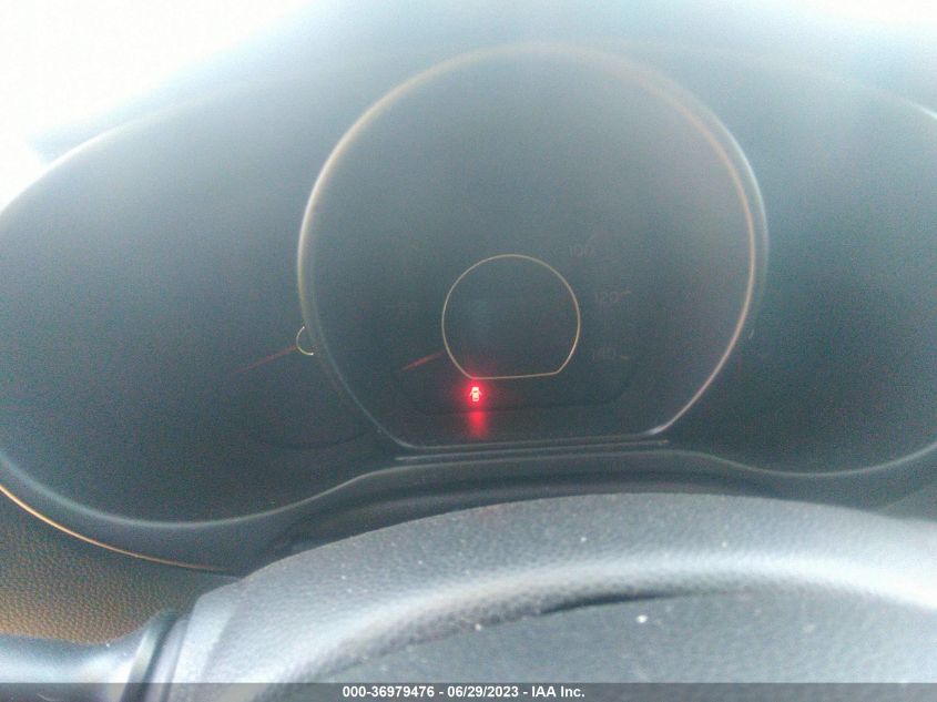 2015 KIA SOUL + - KNDJP3A51F7125746